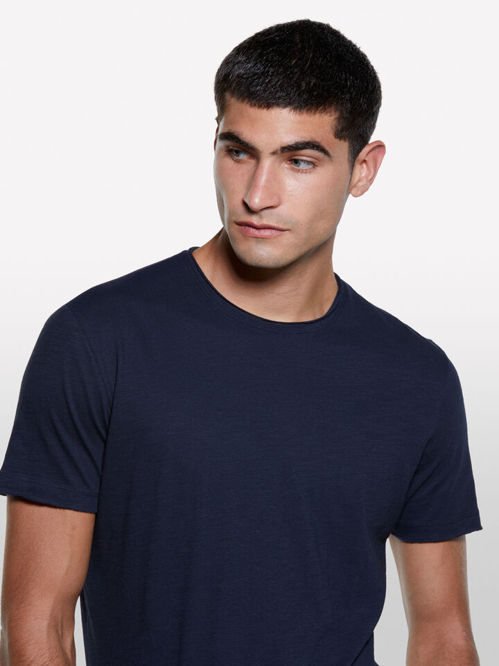 Dark blue slim fit short sleeve t-shirt - men's short sleeve t-shirts - Dark Blue | Sisley image number 4